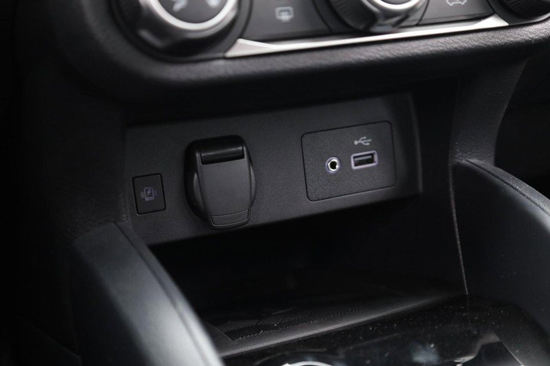 New 2025 Nissan Versa SV w/ Trunk Package image 14