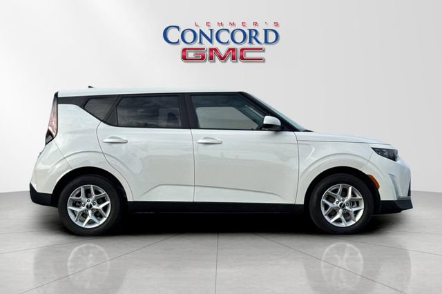 Used 2024 Kia Soul LX w/ Option Group 015 image 3
