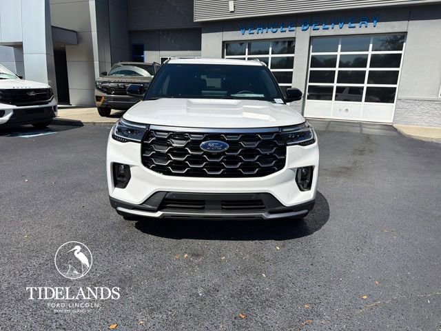 New 2026 Ford Explorer Platinum image 2