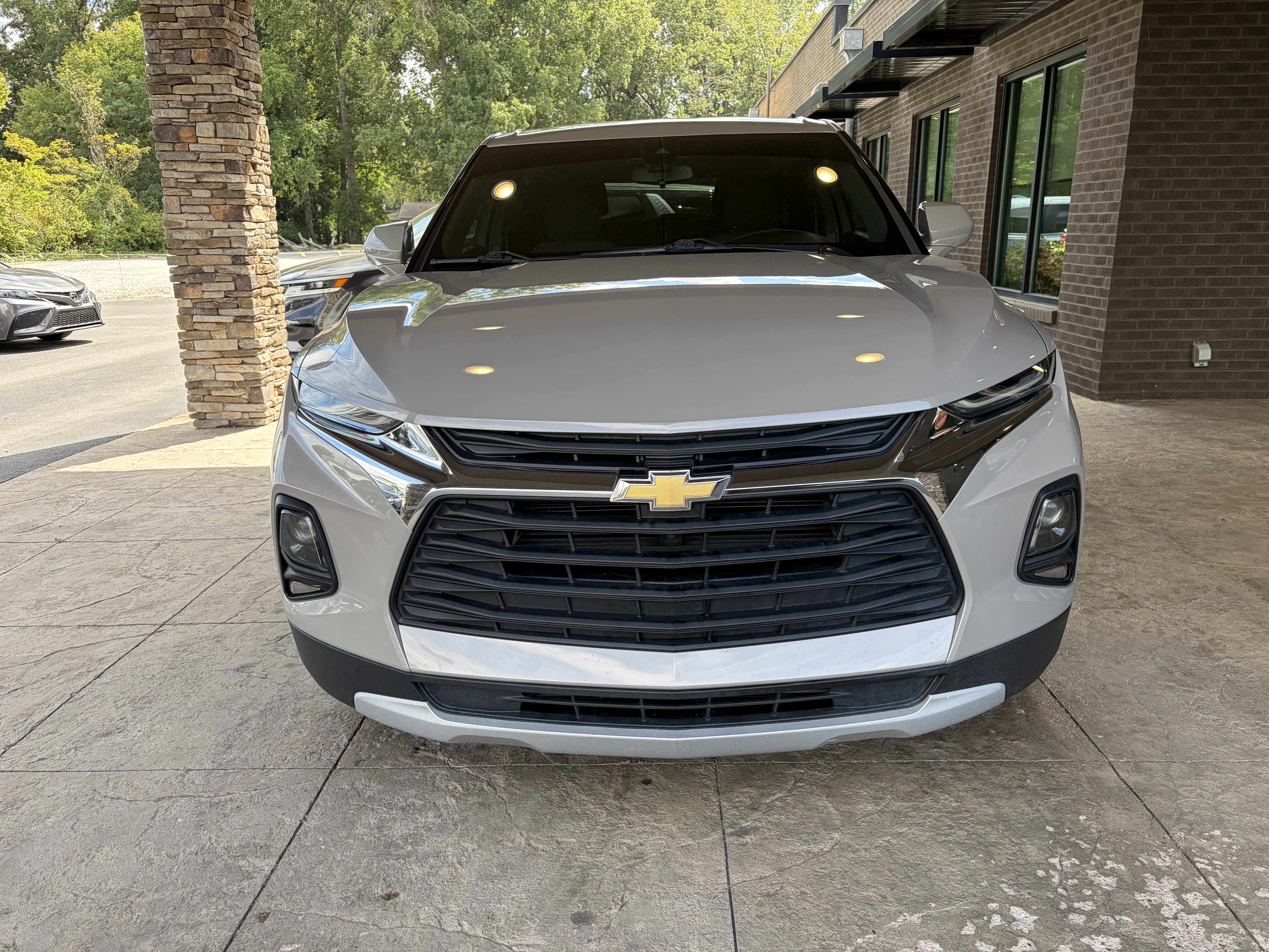 Used 2021 Chevrolet Blazer LT FWD image 3