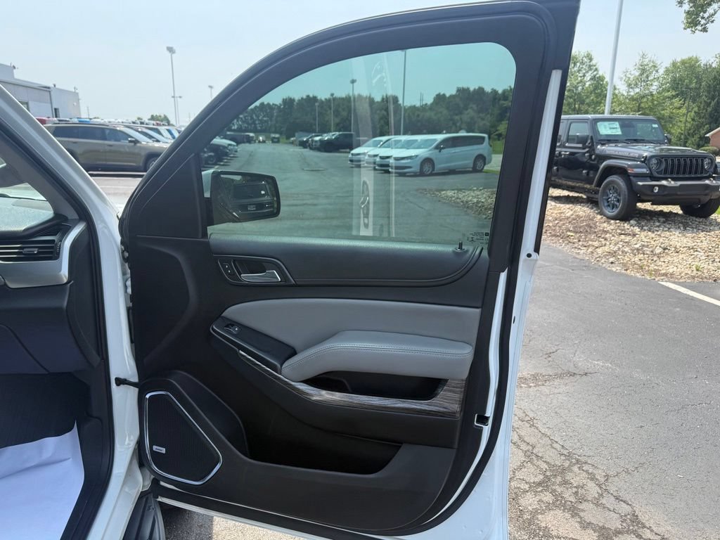 Used 2018 Chevrolet Tahoe LT w/ Luxury Package AWD/4WD image 57