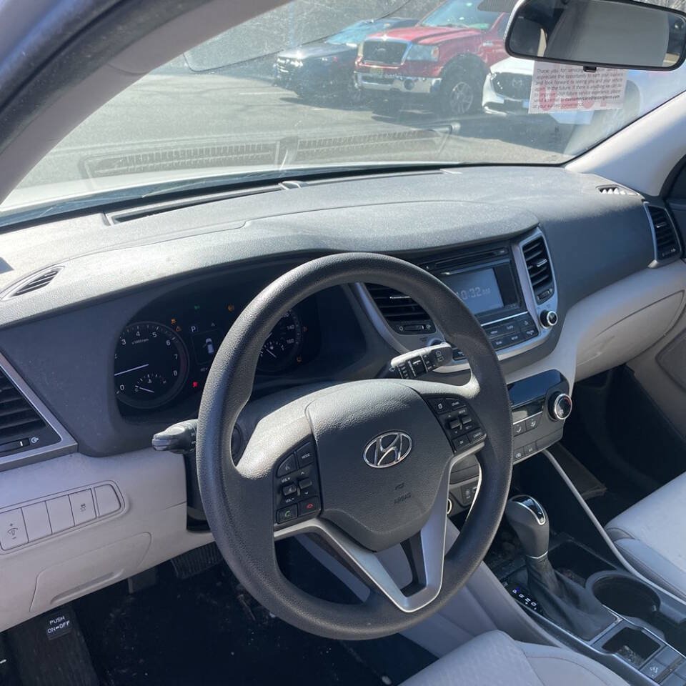 Used 2017 Hyundai Tucson SE FWD image 23