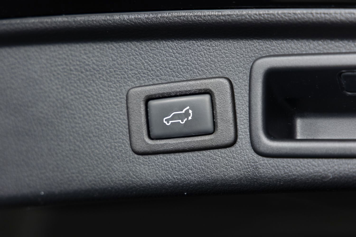 Used 2017 Subaru Forester 2.5i Touring image 22