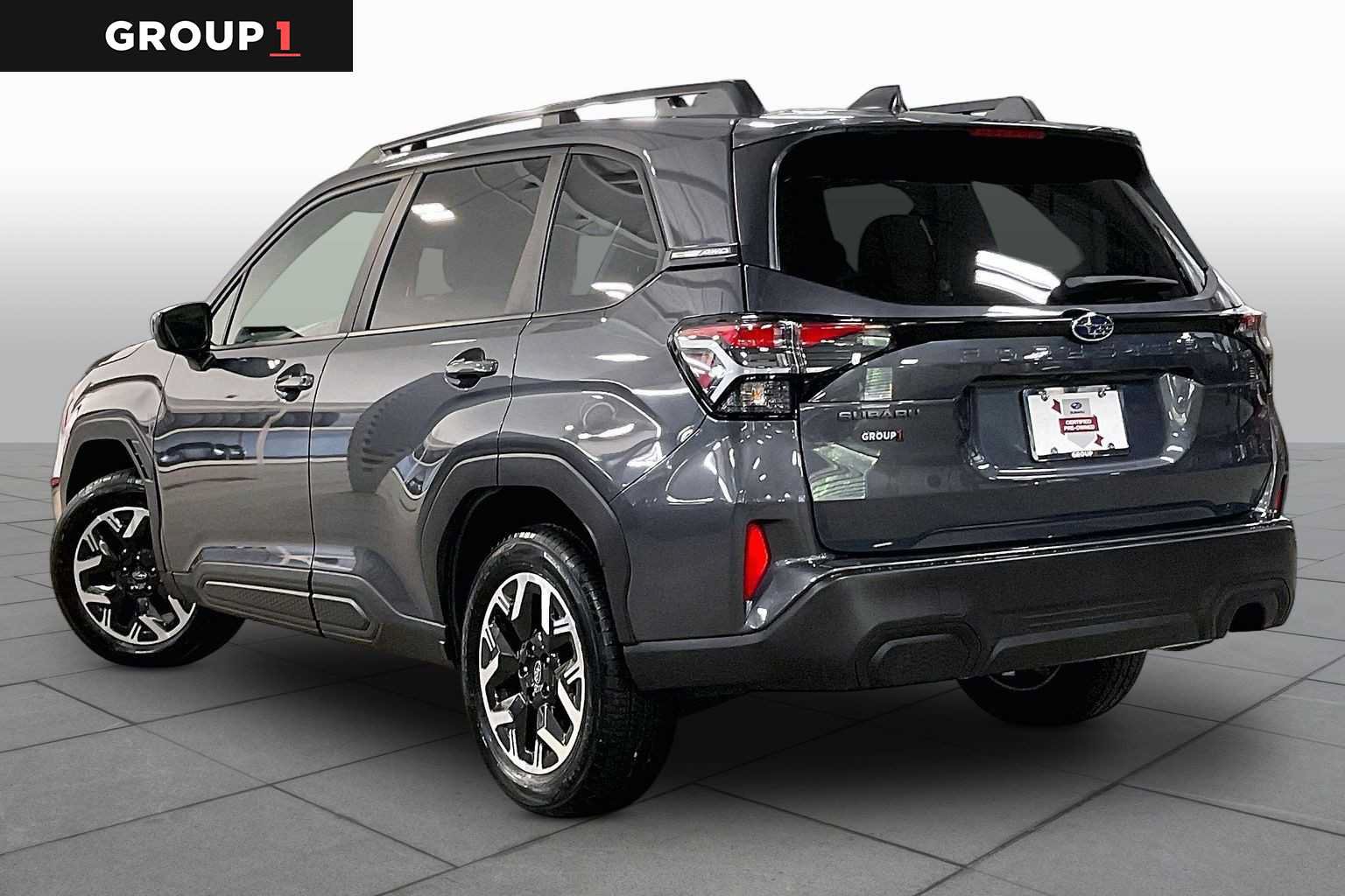 Certified 2025 Subaru Forester Premium AWD/4WD image 12