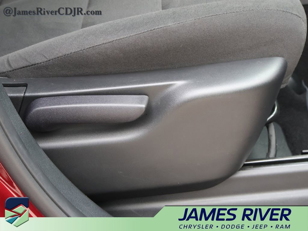 Used 2025 Dodge Durango GT image 10