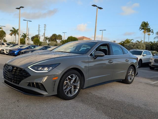 Used 2020 Hyundai Sonata SEL w/ Cargo Package image 3