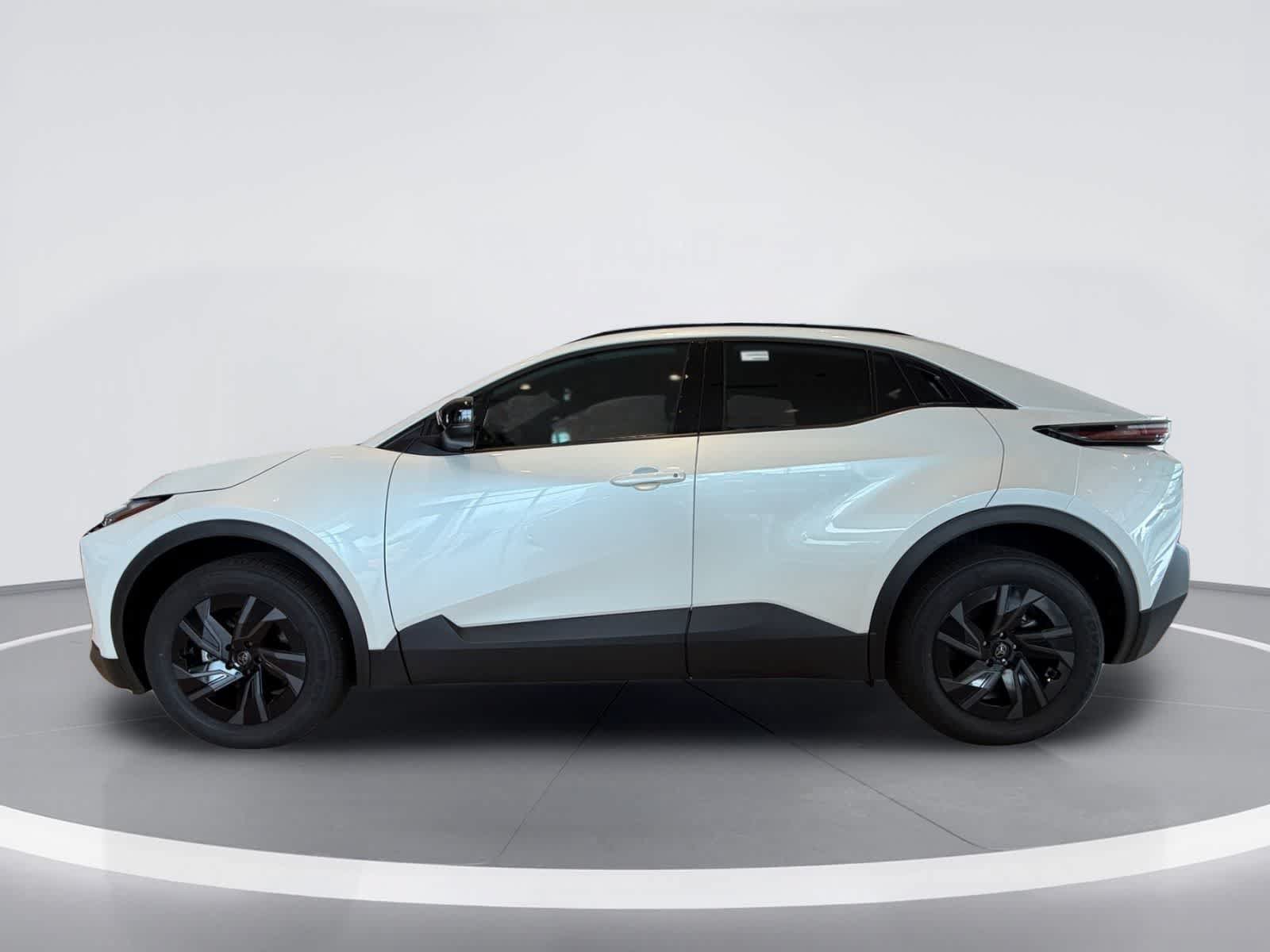New 2026 Toyota C-HR w/ Cold Weather Package AWD/4WD image 3