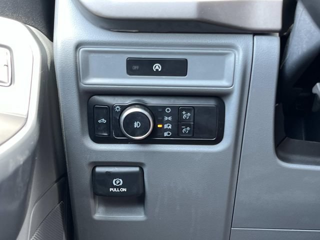 Used 2025 Ford F150 XLT w/ Equipment Group 301A Standard AWD/4WD image 33