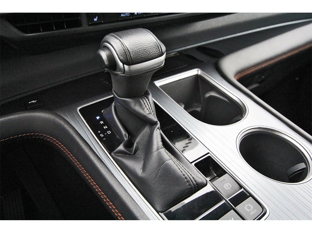 Used 2023 Toyota Sienna XSE image 24