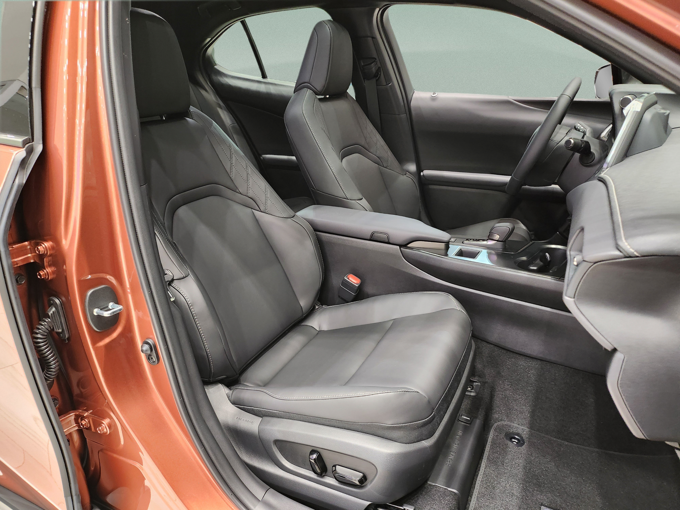 New 2026 Lexus UX 300h FWD w/ Accessory Package (Z1) image 29