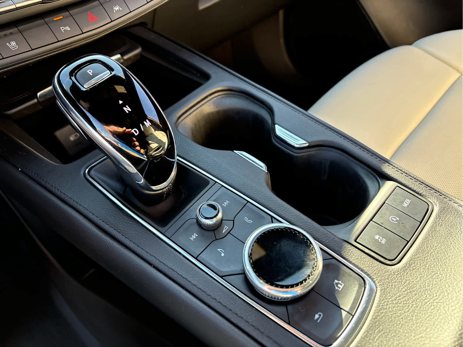 Used 2023 Cadillac XT4 Sport image 26