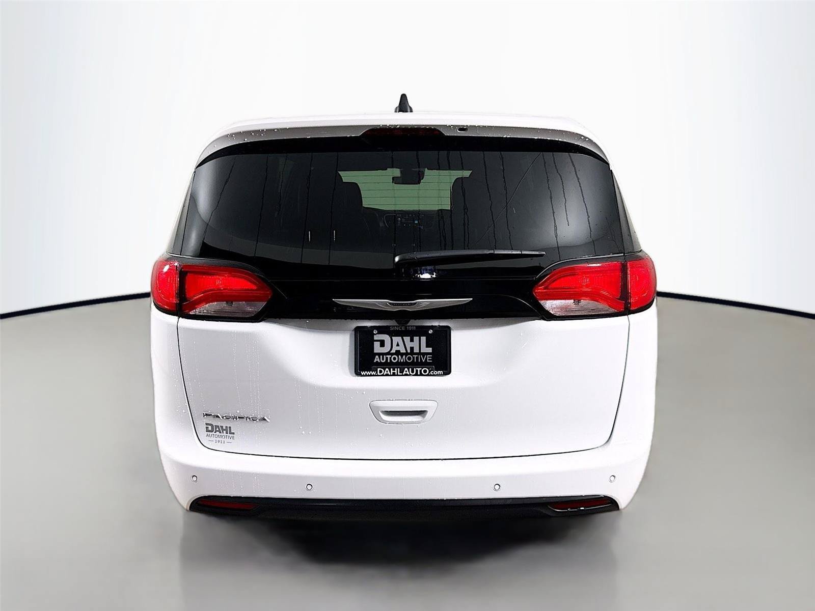 New 2027 Chrysler Pacifica LX FWD image 12