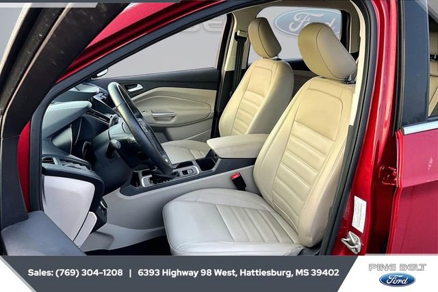 Used 2019 Ford Escape SEL image 18