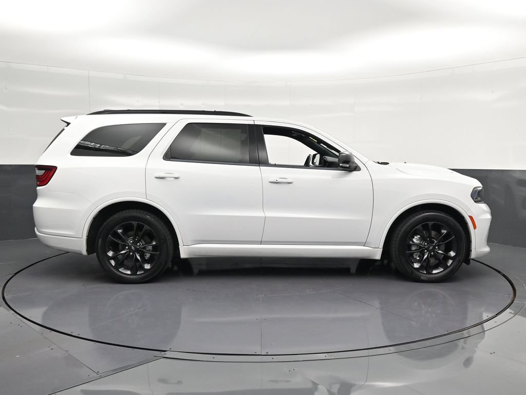 Used 2023 Dodge Durango GT RWD image 4