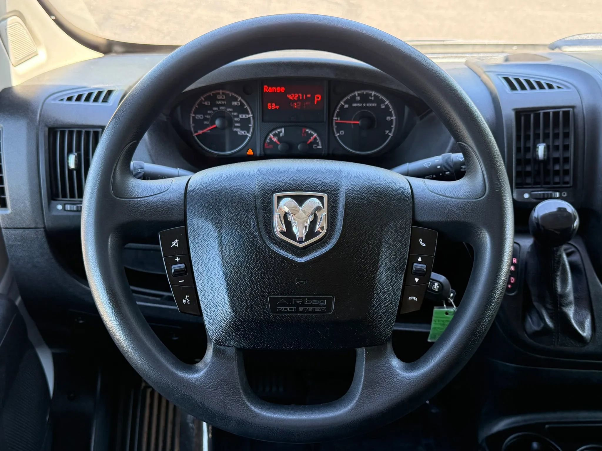Used 2021 RAM ProMaster 2500 FWD image 10