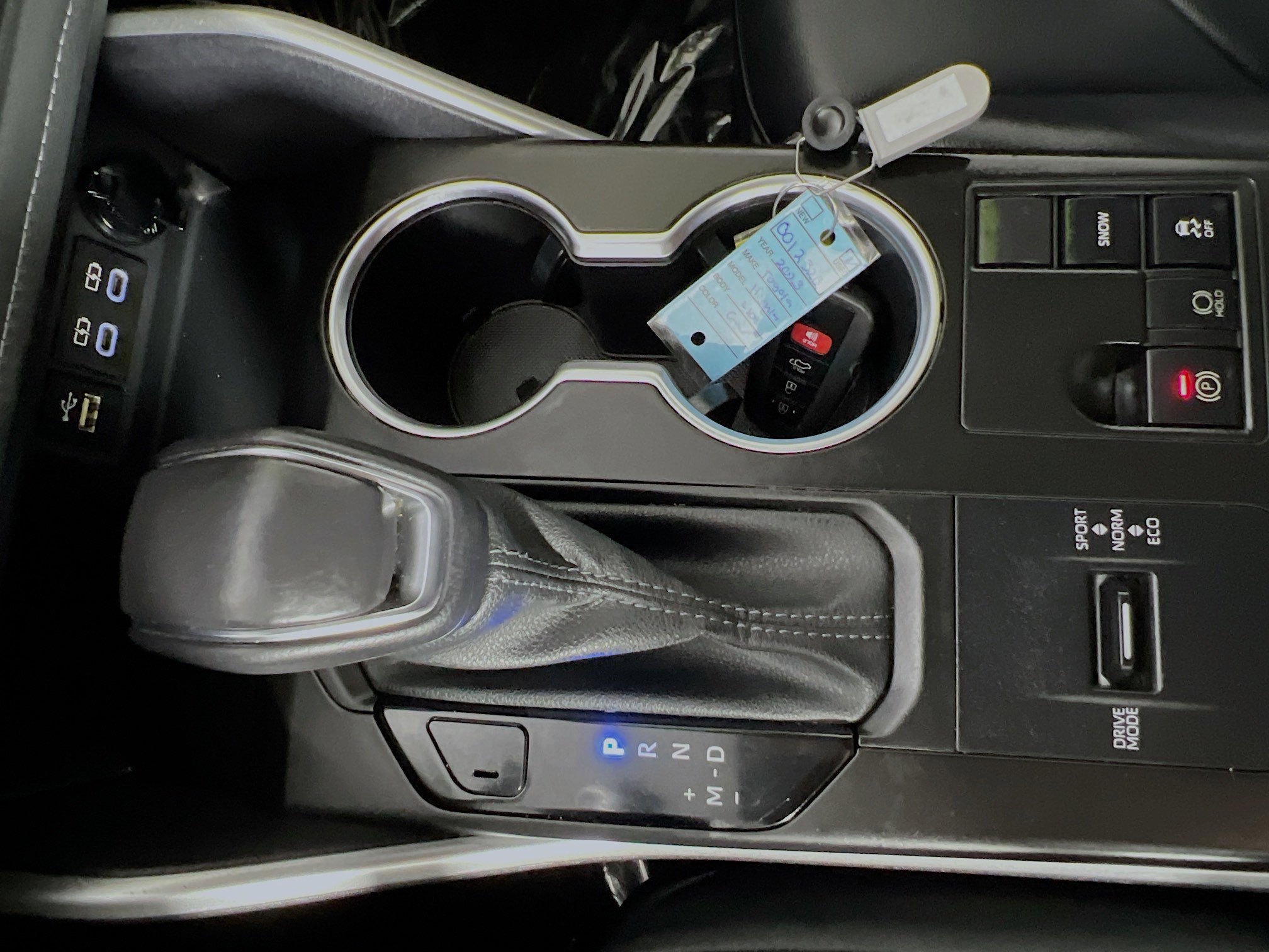 Used 2023 Toyota Highlander XLE image 25