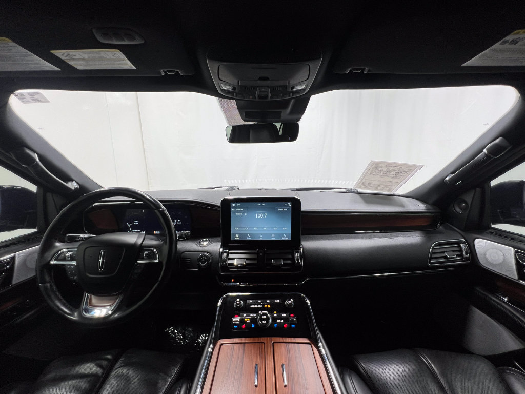 Used 2019 Lincoln Navigator Reserve AWD/4WD image 21