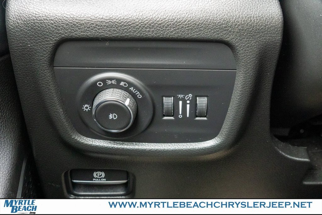 Certified 2021 Jeep Grand Cherokee L Limited image 29