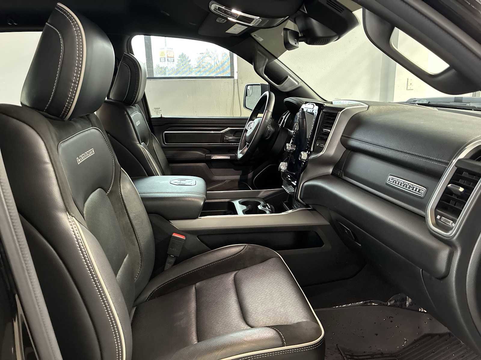 Used 2023 RAM 1500 Laramie image 25