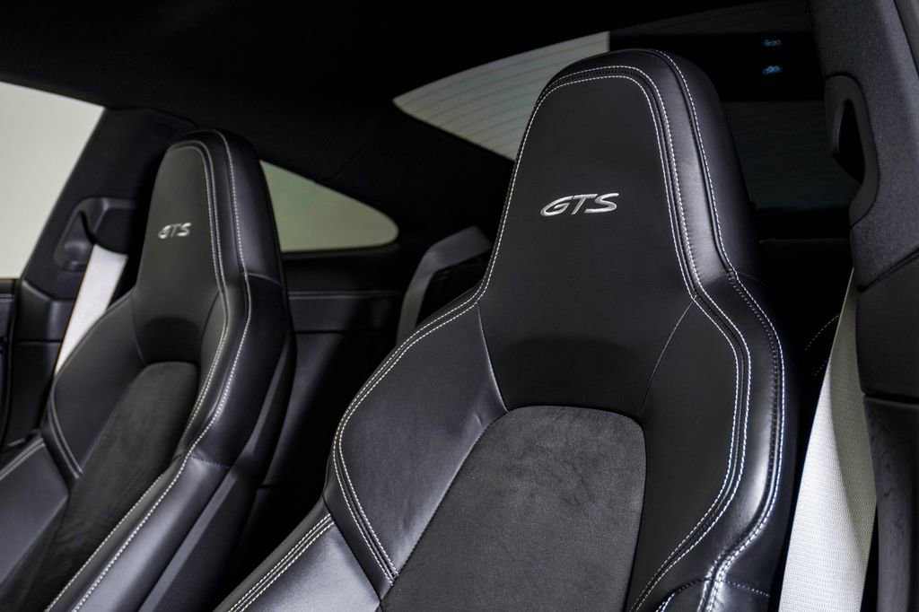 Certified 2022 Porsche 911 Carrera 4 GTS image 18