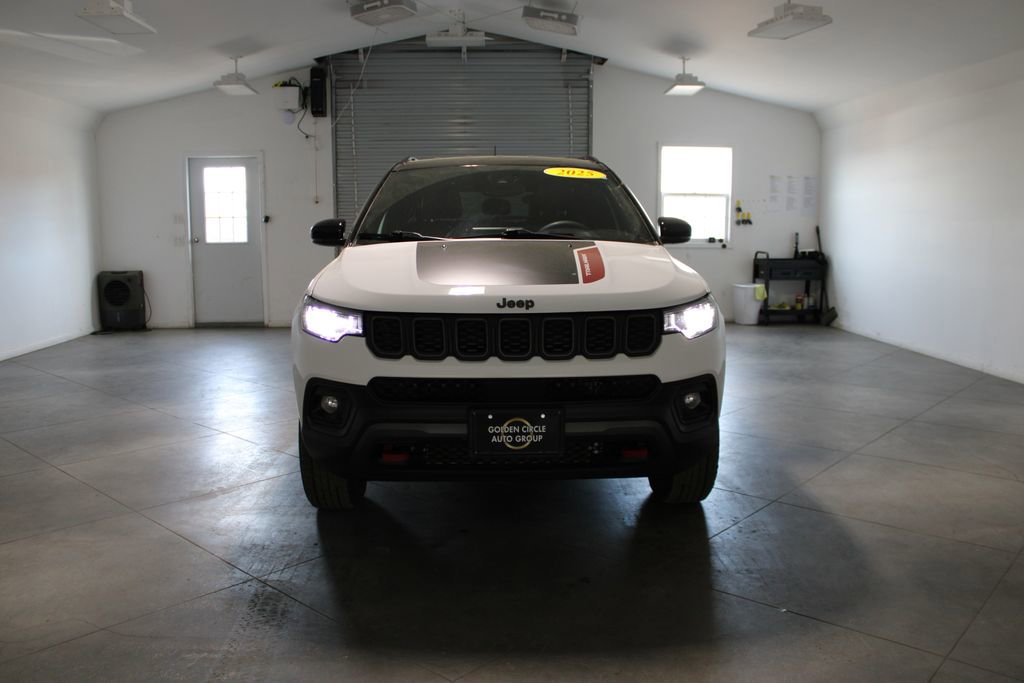 Used 2025 Jeep Compass Trailhawk image 46