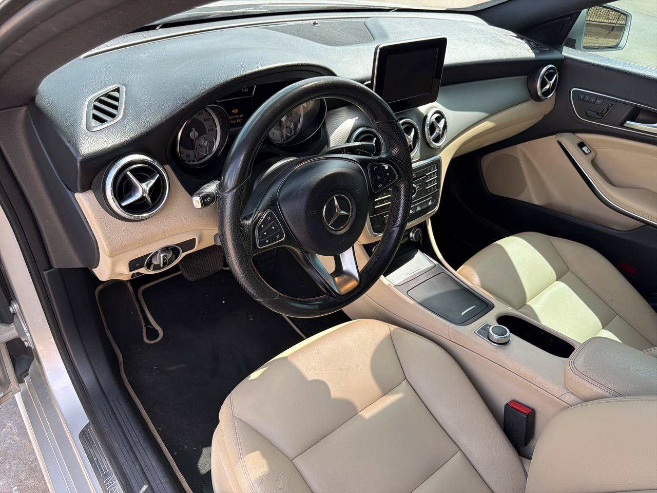 Used 2015 Mercedes-Benz CLA 250 4MATIC image 10