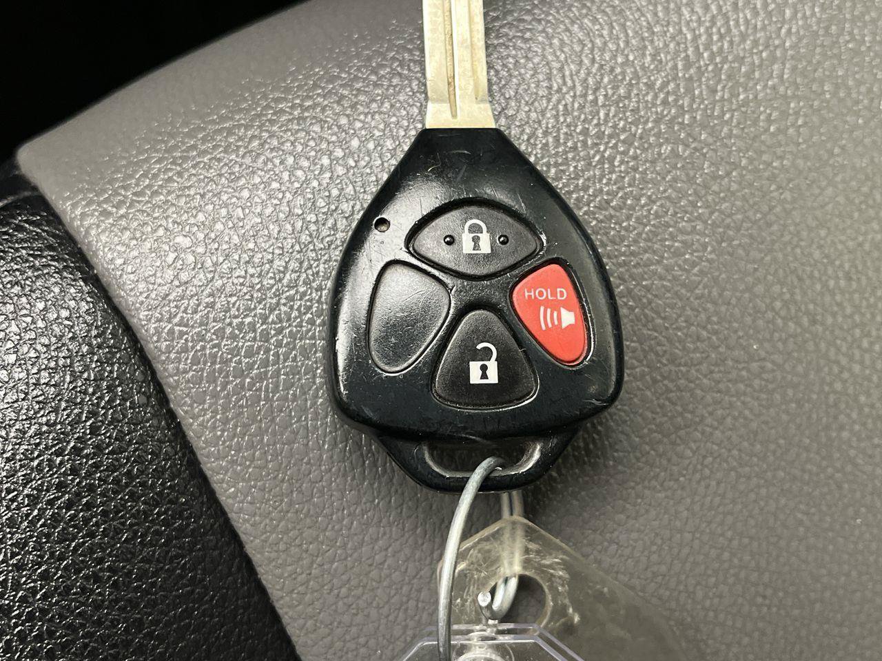 Used 2018 Toyota 4Runner SR5 Premium AWD/4WD image 26