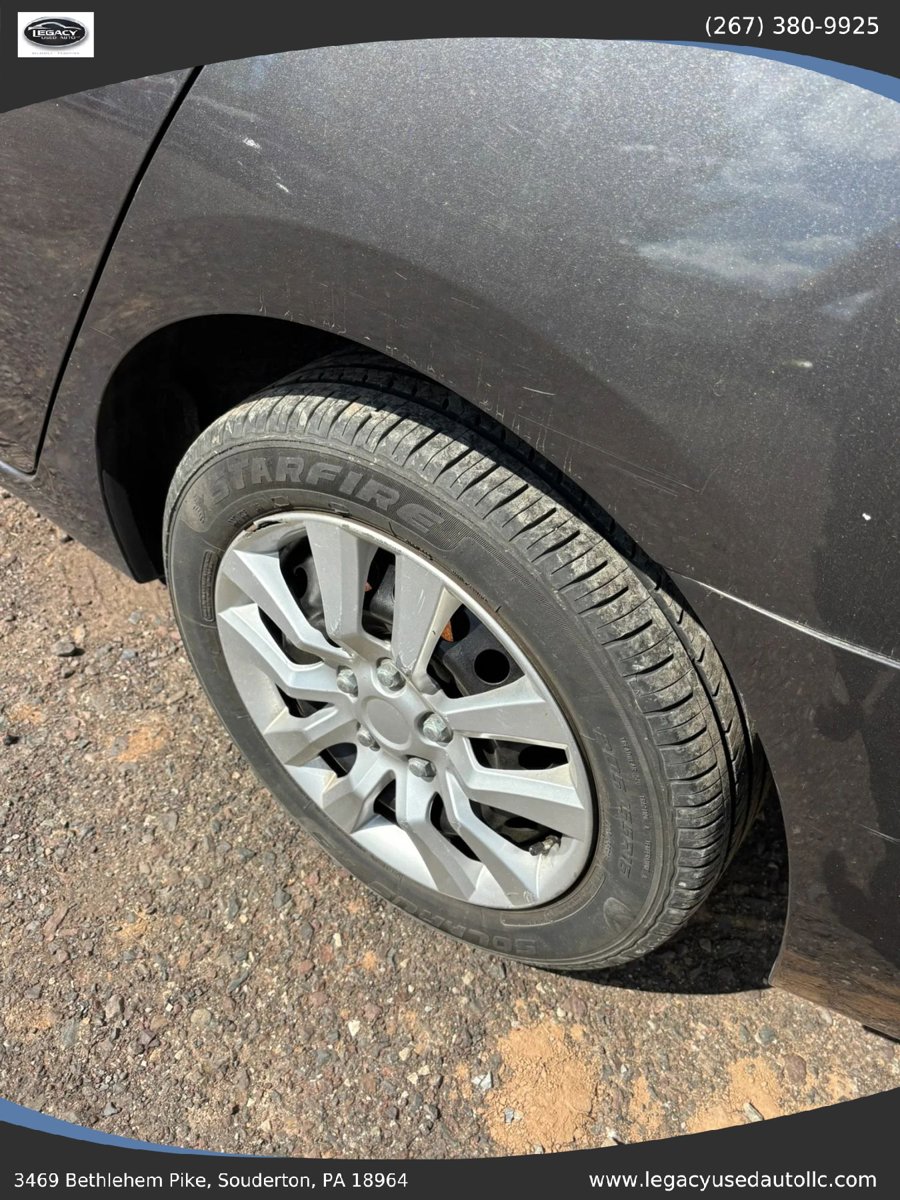 Used 2014 Nissan Sentra SV image 38