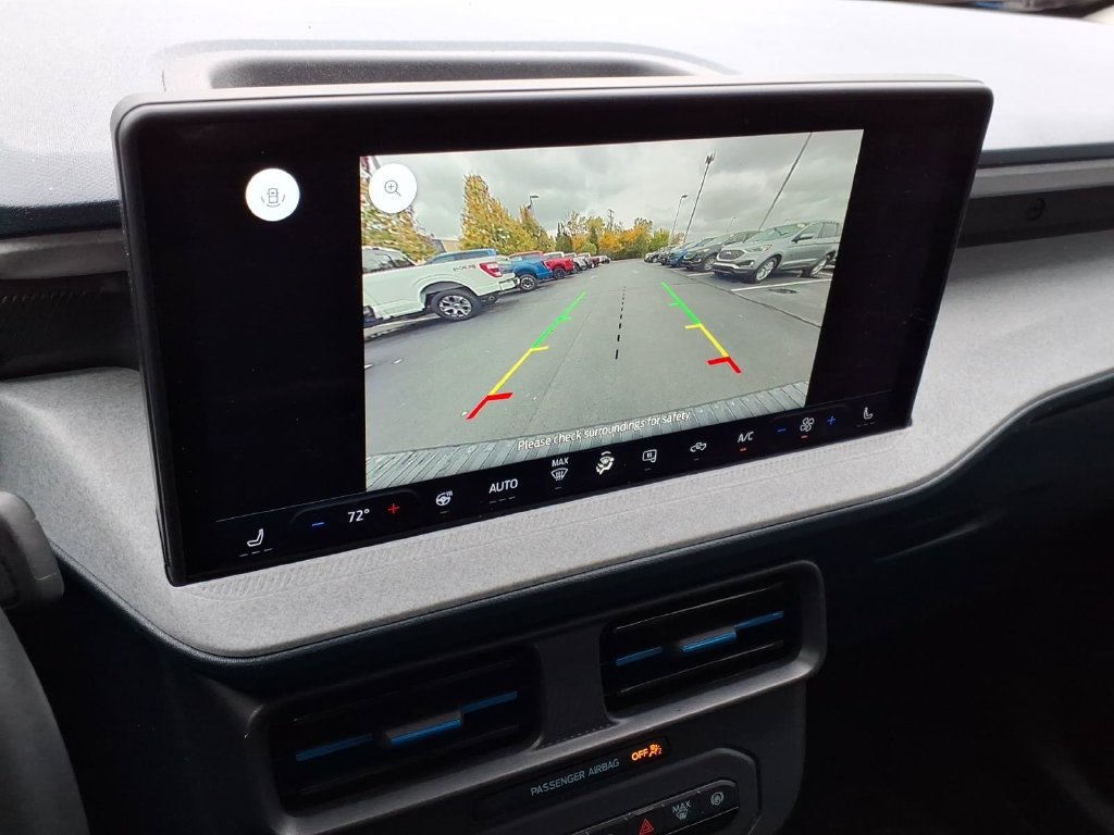 Certified 2025 Ford Maverick XLT w/ XLT Luxury Package AWD/4WD image 24