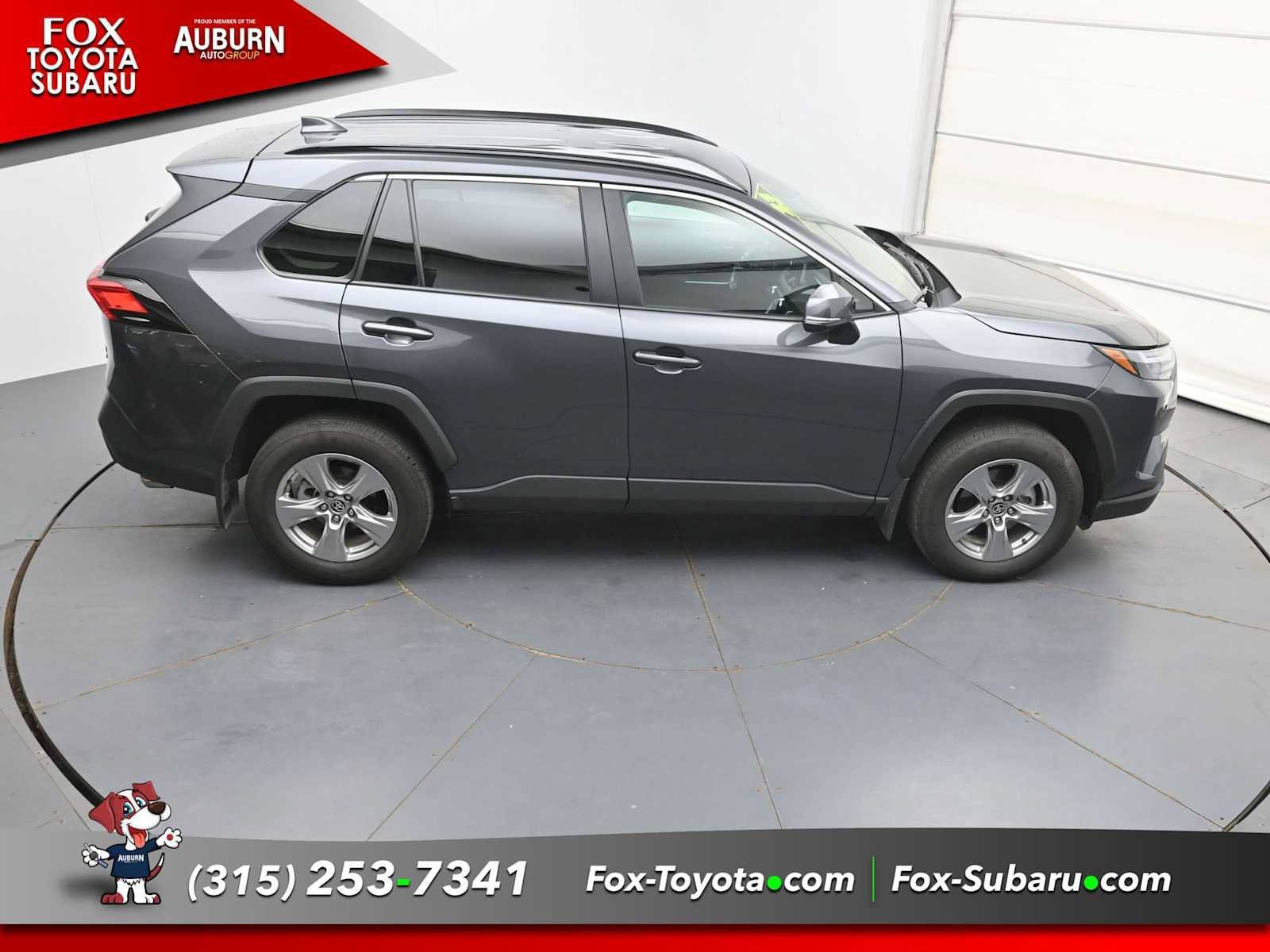 Used 2023 Toyota RAV4 XLE AWD/4WD image 32