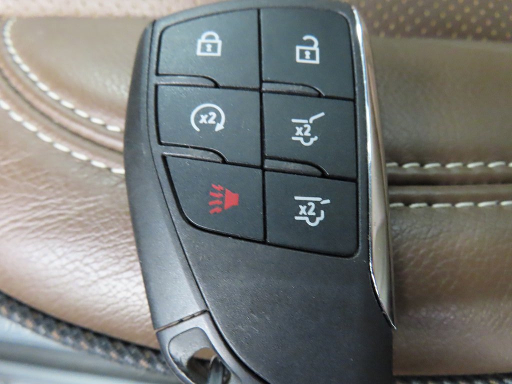 Used 2025 Chevrolet Tahoe High Country image 72