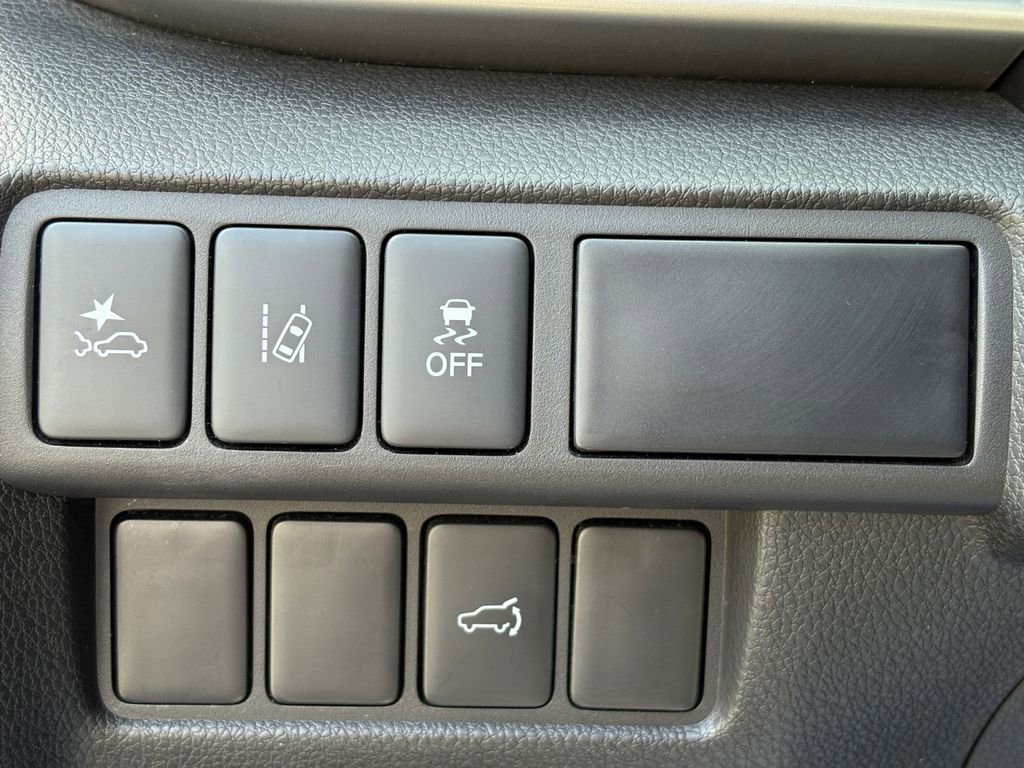 Used 2025 Mitsubishi Eclipse Cross SE AWD/4WD image 4