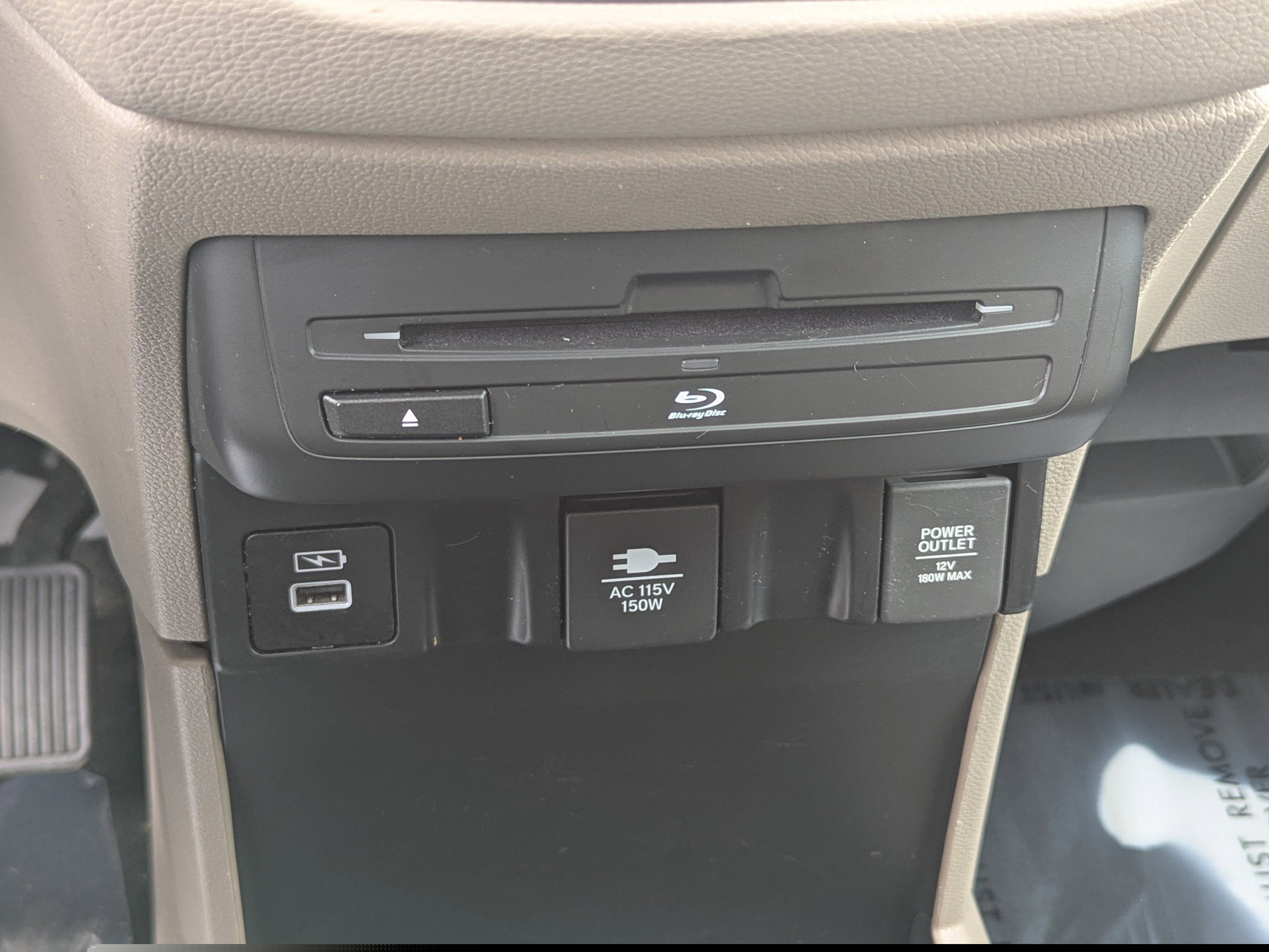 Used 2024 Honda Odyssey Elite image 27