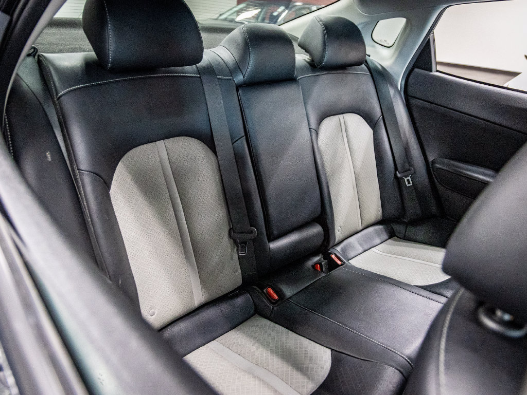 Used 2019 Kia Optima EX FWD image 26