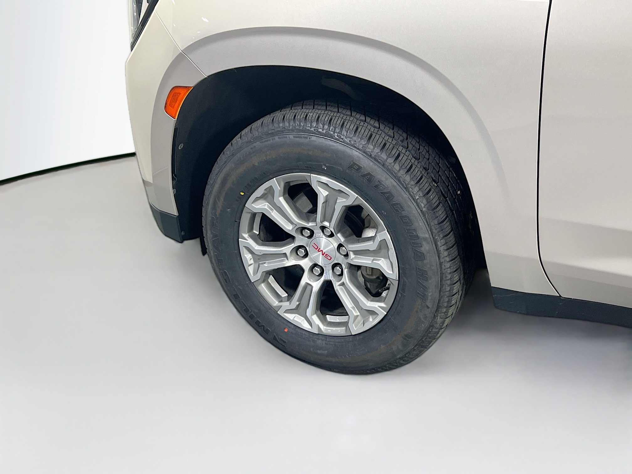 Used 2022 GMC Yukon XL SLE AWD/4WD image 30
