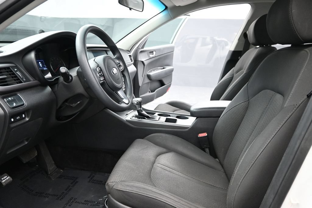 Used 2018 Kia Optima LX FWD image 9