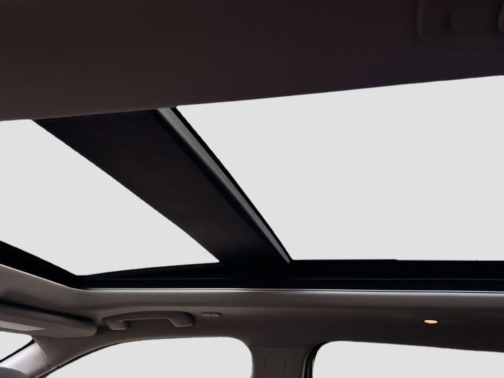 Used 2023 Nissan Rogue Platinum image 23