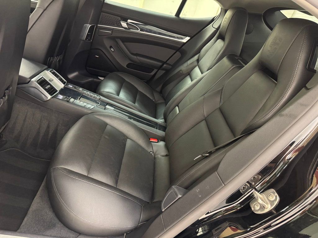 Used 2016 Porsche Panamera Edition image 37