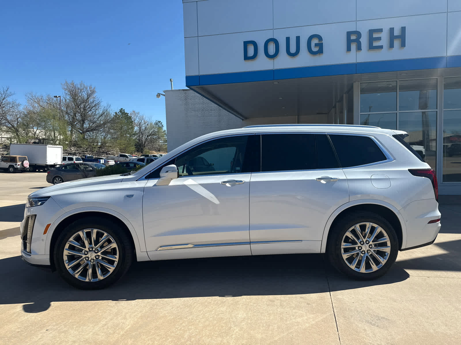Used 2023 Cadillac XT6 Premium Luxury w/ Platinum Package image 9