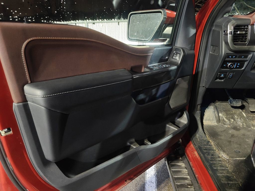 Used 2023 Ford F150 Lariat w/ Equipment Group 502A High image 7