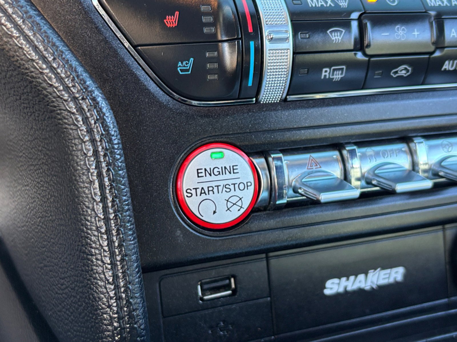 Used 2017 Ford Mustang GT Premium image 30