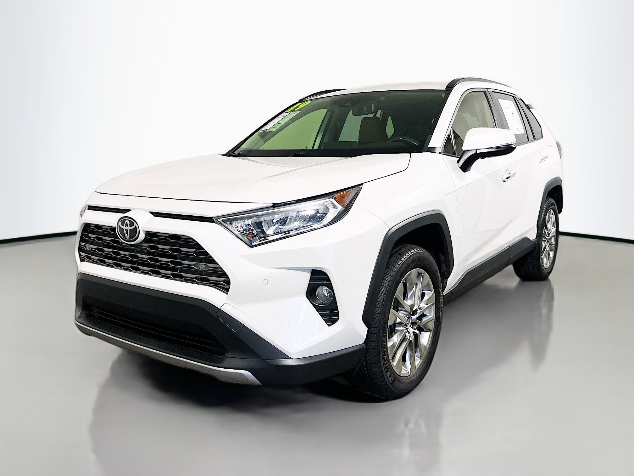 Used 2019 Toyota RAV4 Limited w/ Cold Weather Package image 10