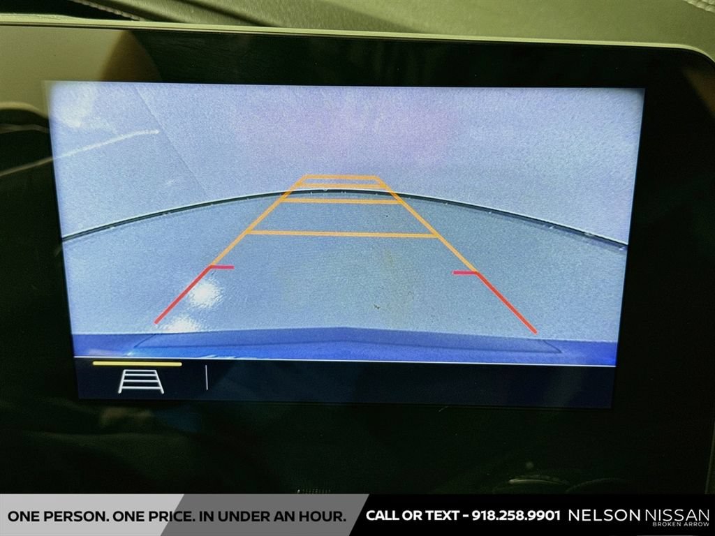 Used 2020 Chevrolet Corvette Stingray Coupe w/ 1LT RWD image 13