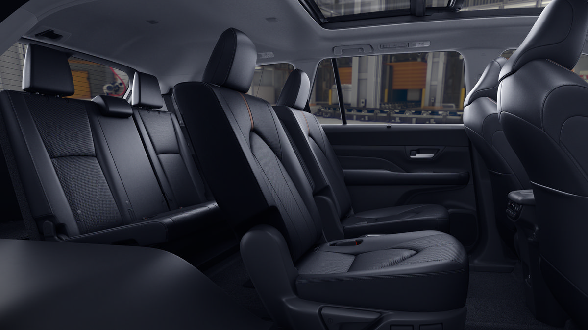 New 2026 Toyota Grand Highlander AWD image 2