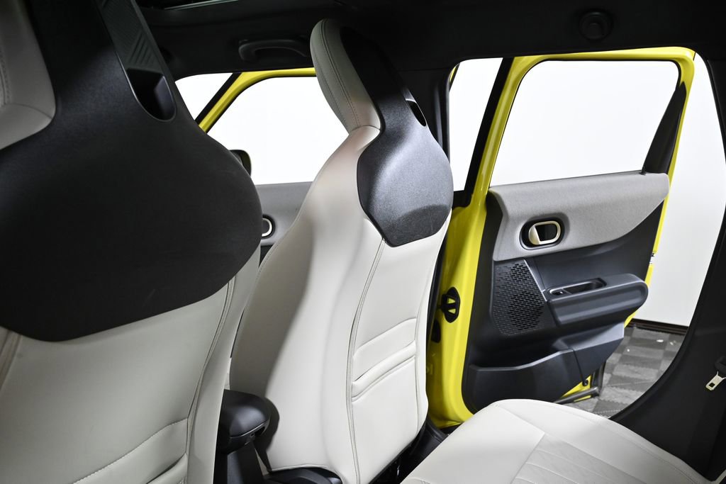 Certified 2025 MINI Cooper S image 27