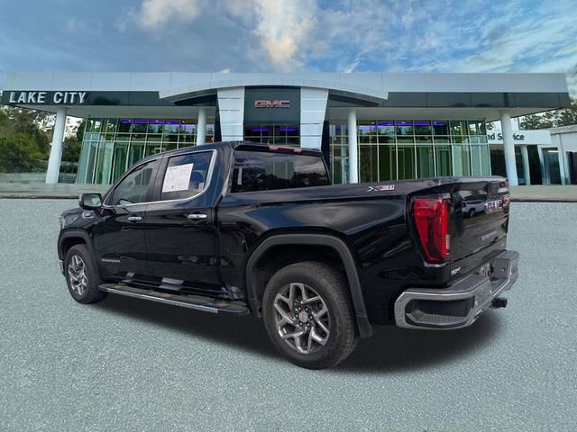 Used 2022 GMC Sierra 1500 SLT w/ SLT Premium Package image 2