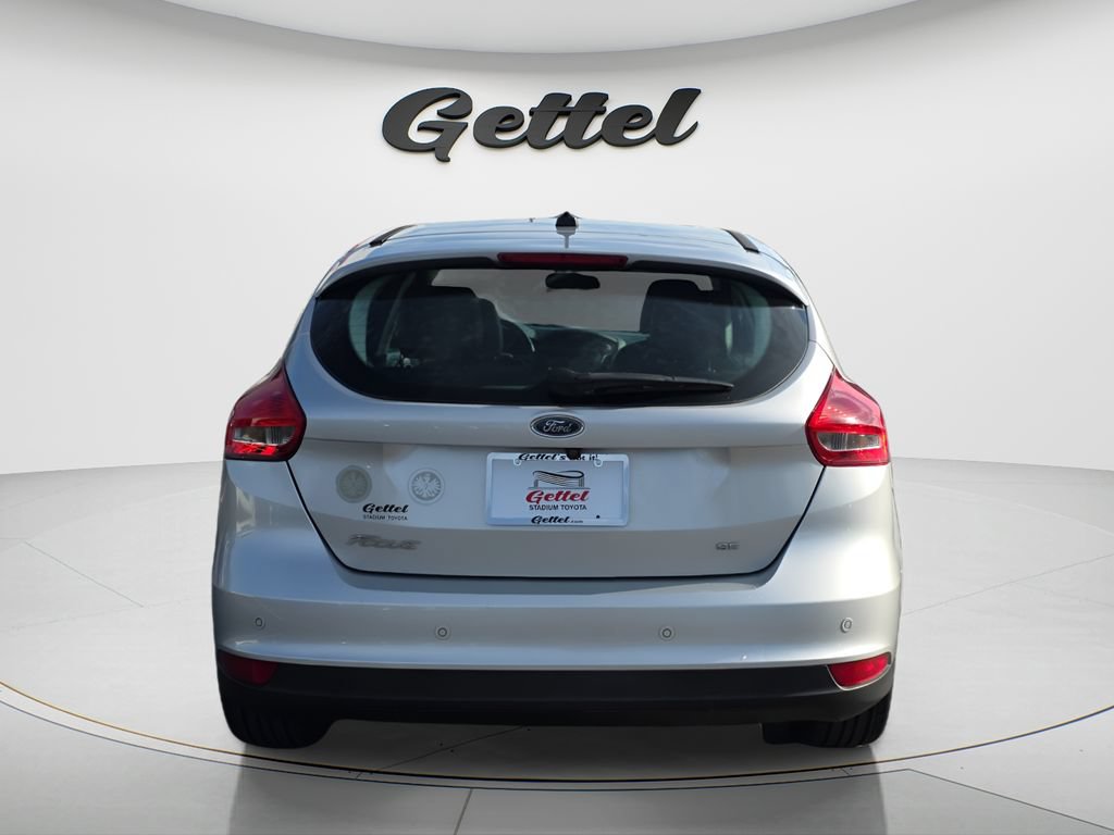 Used 2016 Ford Focus SE w/ Equipment Group 201A FWD image 6