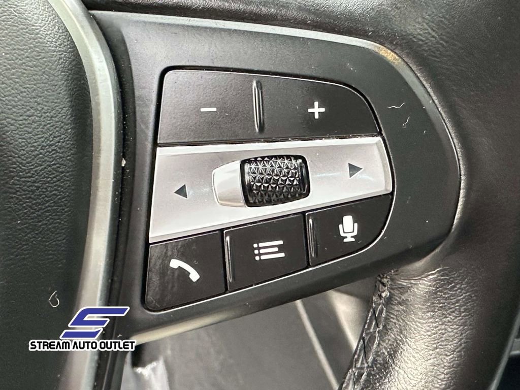 Used 2024 BMW 330i xDrive Sedan w/ Convenience Package image 23