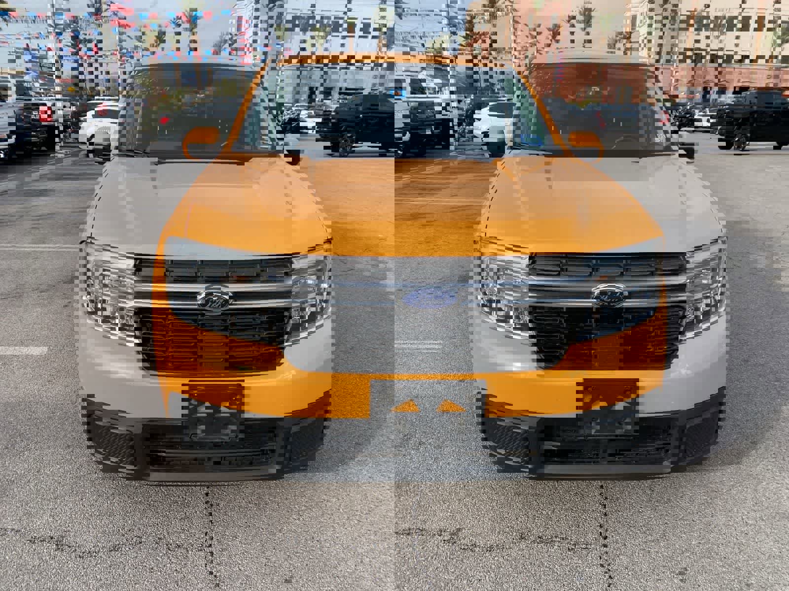 Used 2022 Ford Maverick Lariat w/ Lariat Luxury Package image 2