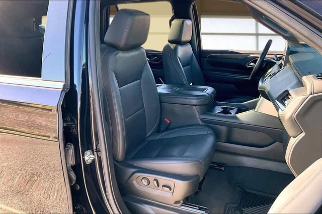 Used 2022 Chevrolet Tahoe LT w/ LT Signature Plus Package image 7